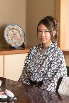 Nanako Asahina: ร่วมเพศทางทวารหนักกับหญิงสาวสวยที่ดูดีในชุดยูกาตะที่น่าตื่นเต้นและความทรงจำของการเดินทาง (10P)