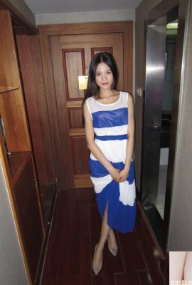 ถ่ายภาพส่วนตัวของนางแบบสาวจีนหุ่นผอมเพรียวในโรงแรม – Yang Ying (43P)