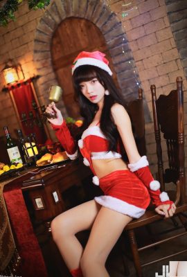 (ภาพโมเดล) 2017 Christmas Girl Kitty Christmas Tavern (17P)