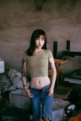 “ใส่เสื้อผ้าเพื่อให้ดูผอมลงถอดเสื้อผ้าออกเพื่อดูอ้วนขึ้น” นักศึกษาสาว Yingying สร้างความแตกต่างอย่างมากในสไตล์เสื้อของเธอ (26P)