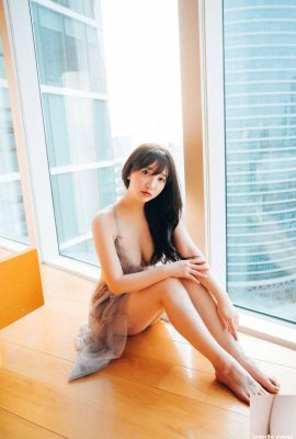 ภาพถ่ายส่วนตัวที่ชัดเจนและชัดเจนของนางแบบสาวเกาหลีที่มีรอยสัก Sun Lele (41P)