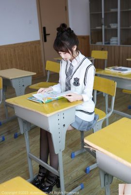 ผู้มาใหม่ Bai Xiaoxiao ชุดสาวโรงเรียนสีขาวเซ็กซี่ชุดชั้นในแสงเซ็กซี่ (88P)