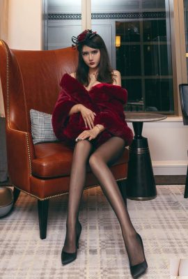 Emily Yin Fei ถุงน่องสีดำรองเท้าส้นสูงตุ้งติ้งเต้านมใหญ่หญิงสาวสวยรองเท้าส้นสูงขาเซ็กซี่ (18P)