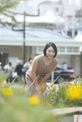 (さなえ) ร่างที่ร้อนแรงนั้นทรงพลังมากจนสามารถดึงดูดสายตาของคุณได้โดยตรง (15P)