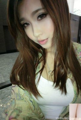 ด้วยรูปร่างที่น่าภาคภูมิใจ ~ Hu Qiqi A (51P)