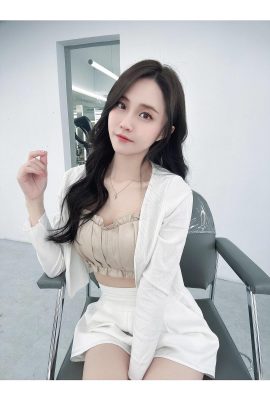 ร่างกายร้อน “Jia Jiaer” ที่ซ่อนเร้นและหน้าอกที่สวยงาม (20p)