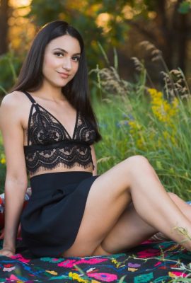 Black Treat – วันปิคนิค (110p)