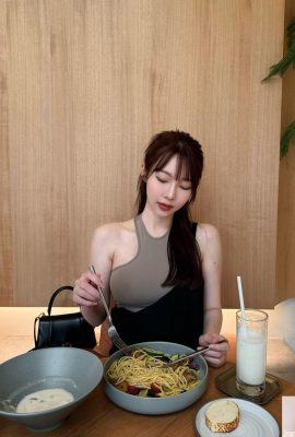 ยิ้มและมีเสน่ห์ “Baoni Liang” ร่างกายกาม (18p)