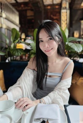 เซ็กซี่ปีศาจเล็ก ๆ น้อย ๆ “Li Quanquan” รู้สึกทนไม่ได้ (23p)