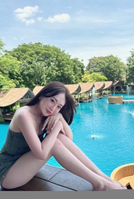 เส้นโค้งที่สมบูรณ์แบบของอารมณ์และรอยยิ้ม “xinyu” ถูกขังอยู่โดยไม่รู้ตัว (20p)