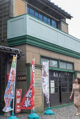 Aimi Rika: Soapland Hot Spring ครั้งแรกพ่อของฉันแต่งงานใหม่-แม่เลี้ยงที่มีหน้าอก H-Cup ขนาดใหญ่เกิดมา บ้าน … (21p)