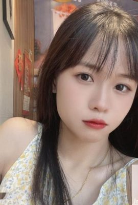 รูปถ่ายที่ยอดเยี่ยมของสาวสวยที่มีสาวเปลือยและเปิดเผย! (14p)