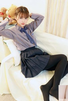 ร่างกายที่มีกลิ่นหอม “Jierong” ทำให้ผู้คนต้องการกัด (10p)