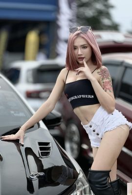โมเดลรถหยิ่ง? (Jing Queyi ชอบคดีความมากและร่างของเธอก็ดีมาก (13p)