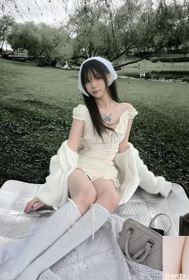 เอวที่บางและนุ่มทำให้ผู้คนต้องการที่จะไม่ดี (10p)
