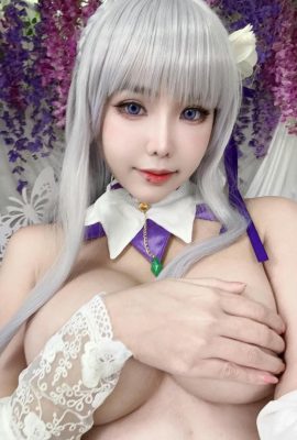 (คอลเลกชันอินเทอร์เน็ต) Minichu – Emilia + Blanc (20p)