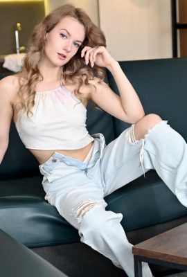 Luna Art – ความหลงใหลในการพนัน (105p)