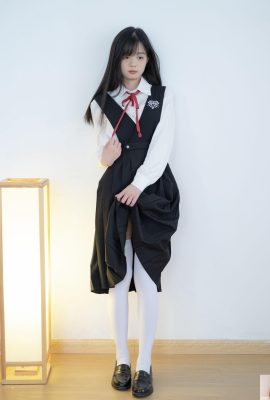 (ร่างมนุษย์แบบจำลองแห่งชาติ) “เสื้อผ้าที่มีผลผูกพัน” ของ Xike (124p)