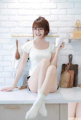 “Huahua” การแสดงออกของกระต่ายสีขาวตัวเล็ก ๆ ที่บริสุทธิ์และสะดุดตา