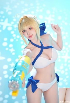 Coser Goddess “Xuanzi” มีเสน่ห์และน่ารักและน่ารักและเธอก็แสดง “Big Boobs” เซ็กซี่สุดเซ็กซี่ของเธอ