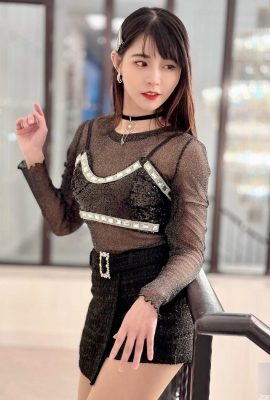 “Lu Xiaoqing” มีเอวเซ็กซี่และไอศกรีมกินตาเซ็กซี่ (10p)