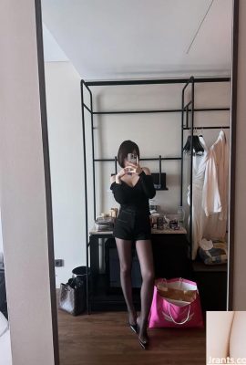 ร่างที่ดีไม่สามารถซ่อนภาพของ “เจิ้งรุยยู” ได้บ้าเกินไป (10p)