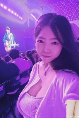 หวานและไม่คู่ควรกับชีวิต “Zhang Yu Tako” เผยให้เห็นขาสีขาวนุ่มและเรียว (10p