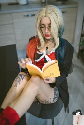 -Suicide Girls) 21 มิ.ย. 2025 – catfois – มันทำให้คุณรู้สึกอย่างไร (48p)