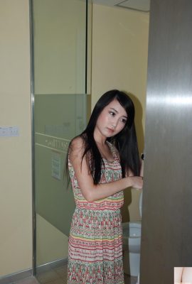 ภาพถ่ายส่วนตัวของรุ่นจีนต้นไม้เล็ก ๆ มนุษย์ (93p)