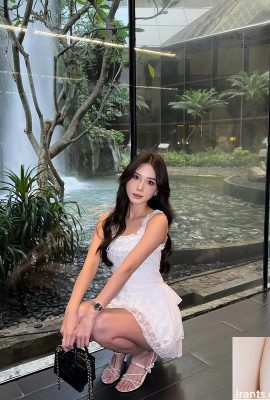 ดวงตาขนาดใหญ่เป็นป่าที่มีความใจร้อนและใจแข็งคาง “ไม่มีใครสามารถหยุดเสน่ห์ (11p)