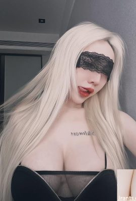 หน้าอกสีขาวและนุ่มและร่างกาย “anncomtw” ทำให้คนต้องการที่จะไม่ดี (10p)