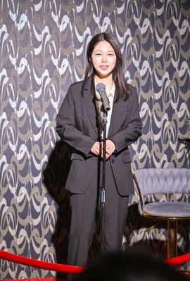 Sumikawa Mika: ชีวิตของนักแสดงตลกหญิงและความท้าทายในการสร้างจุดสุดยอด Sumikawa Mika (20p)