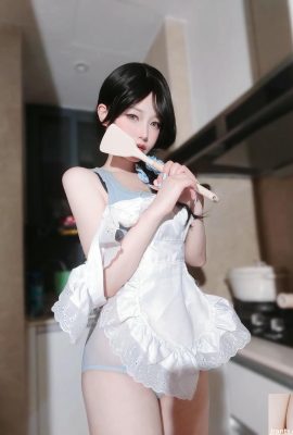 (คอลเลกชันออนไลน์) ตัวเอกหญิง K – Fantia สมัครสมาชิกพฤษภาคม 2024 (129p)