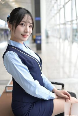 พนักงานต้อนรับบนเครื่องบินที่สวยงาม