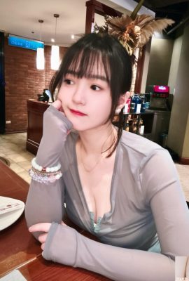 “Wang Xuxu Anna” มีใบหน้าที่เหมือนนางฟ้าและละเอียดอ่อนซึ่งหวานและร้อนเล็กน้อย (10P)