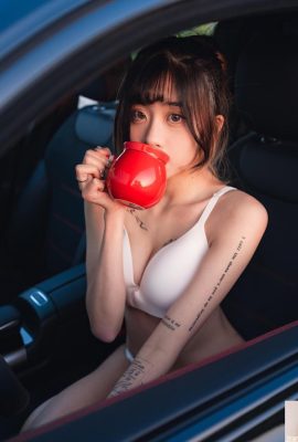 “Zi Dan” มีใบหน้าที่บริสุทธิ์และมีรูปร่างที่เป็นผู้ใหญ่ซึ่งช่างแตกต่างเหลือเกิน (10P)