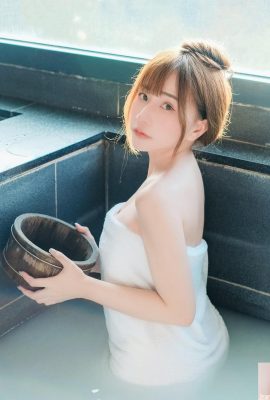 ความงามตามธรรมชาติและไม่โอ้อวดของหญิงสาวเจ้าอารมณ์ “33” ทำให้ผู้คนไม่สามารถละสายตาจากไปได้ (10P)
