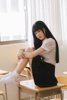 “Wang Yiting” มีใบหน้าที่หวานและรูปร่างที่ร้อนอบอ้าวจนทำให้หัวใจของเธอเต้นแรง (10P)