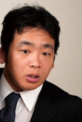 Yurira: ภรรยาของฉันเป็นเพื่อนเซ็กซ์ของเพื่อนบ้าน Yurira (21P)